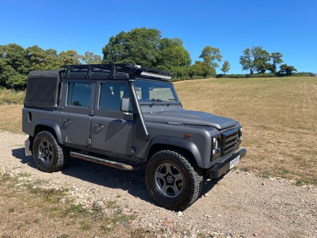 2012 Land Rover Defender Double Cab PickUp TDCi [2.2]