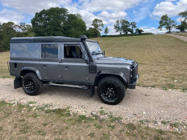 2014 Land Rover Defender Landmark Utility Wagon TDCi [2.2]