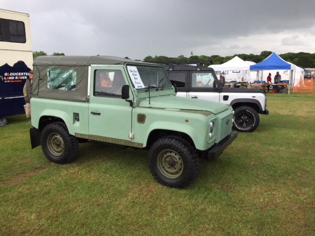 Land Rover Defender 2.5 90 Pick up Pick Up Diesel Heritage Green